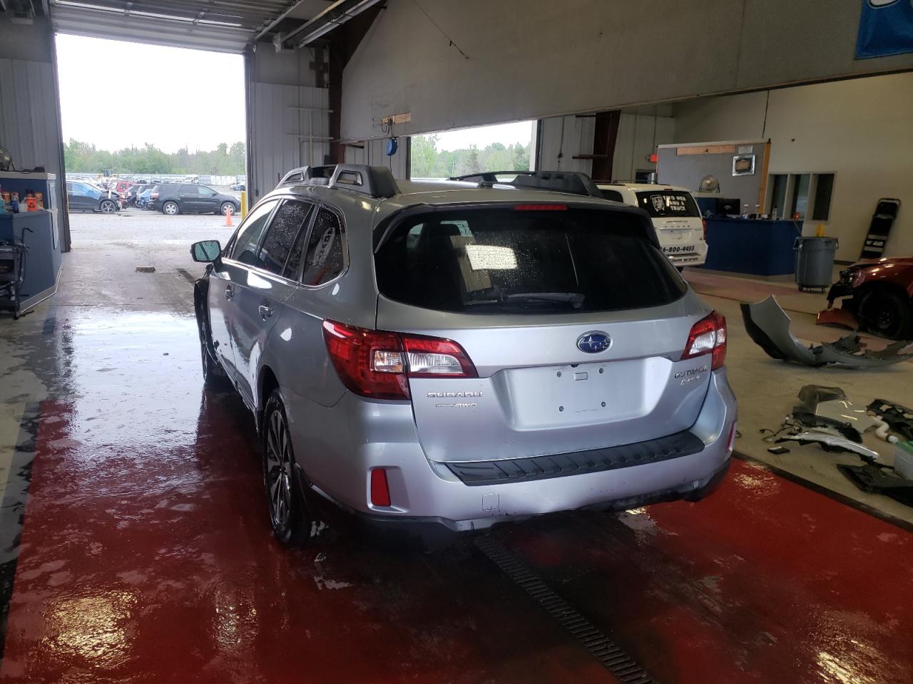 Photo 3 from auction – 2015 SUBARU OUTBACK 2. with VIN 4S4BSALC4F3303106