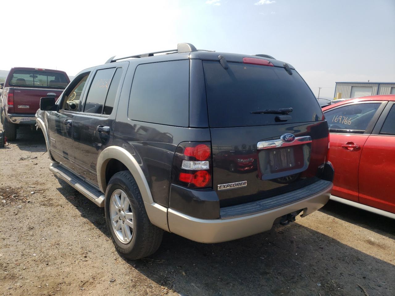 Photo 3 from auction – 2007 FORD EXPLORER E with VIN 1FMEU74E67UB70435