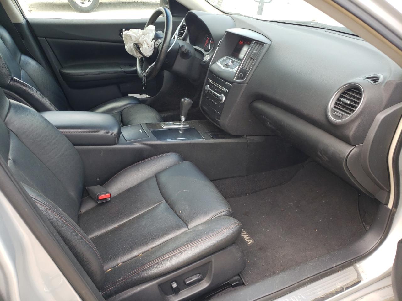 Photo 5 from auction – 2013 NISSAN MAXIMA S with VIN 1N4AA5AP8DC827703