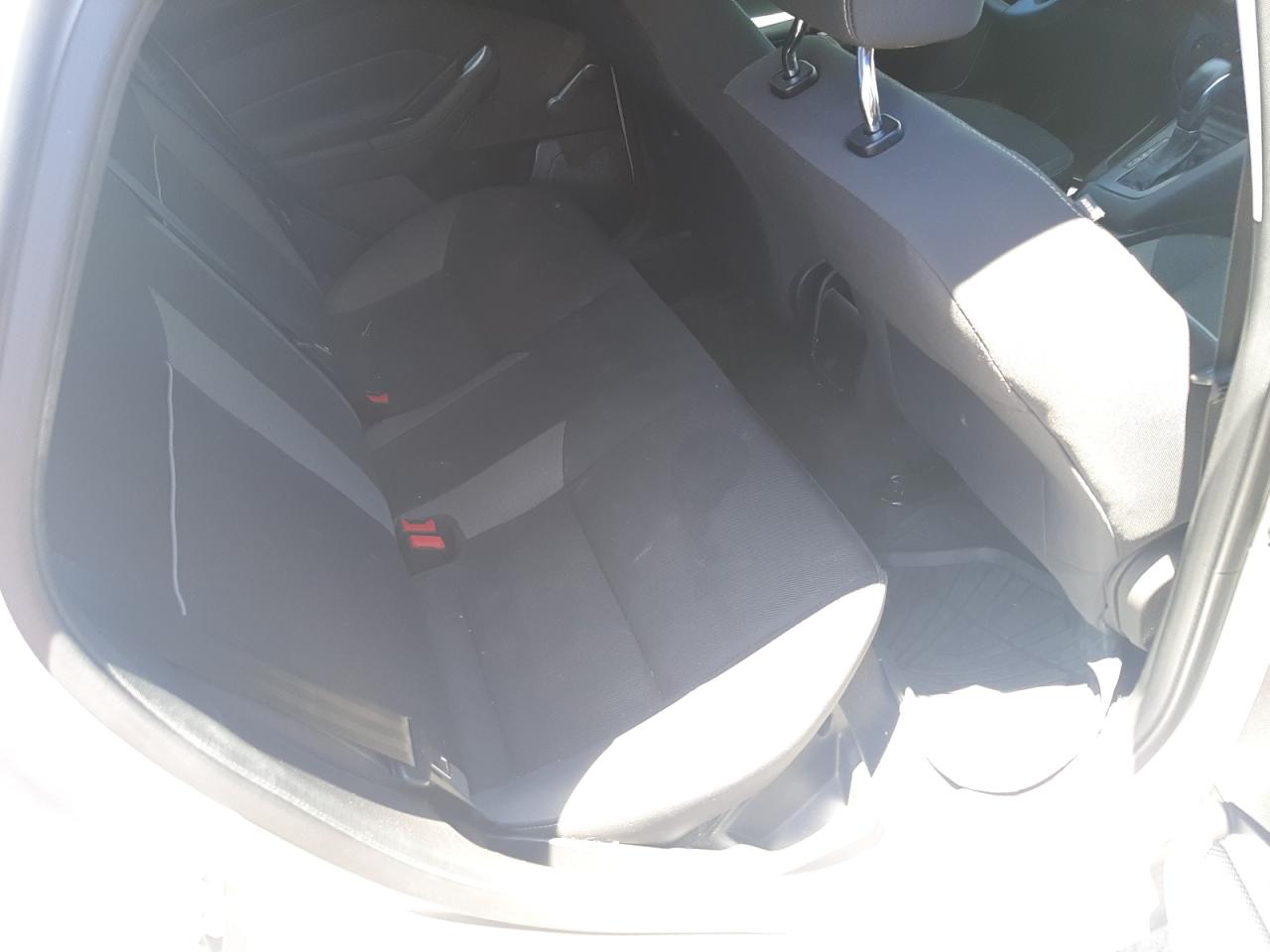 Photo 6 from auction – 2014 FORD FOCUS S with VIN 1FADP3E25EL231187