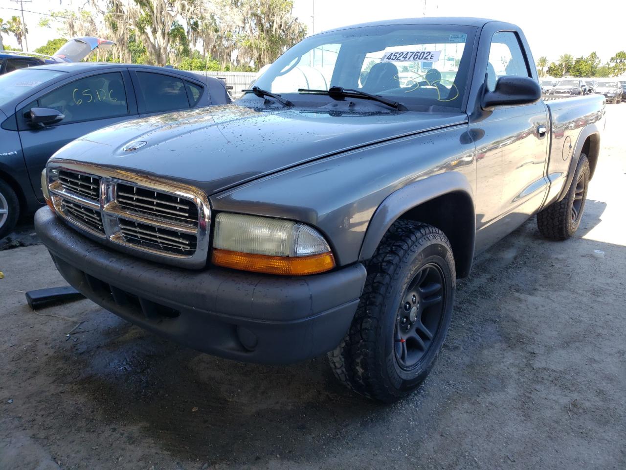 Foto 2 de la subasta – 2004 DODGE DAKOTA SXT con VIN 1D7FL16K44S537180