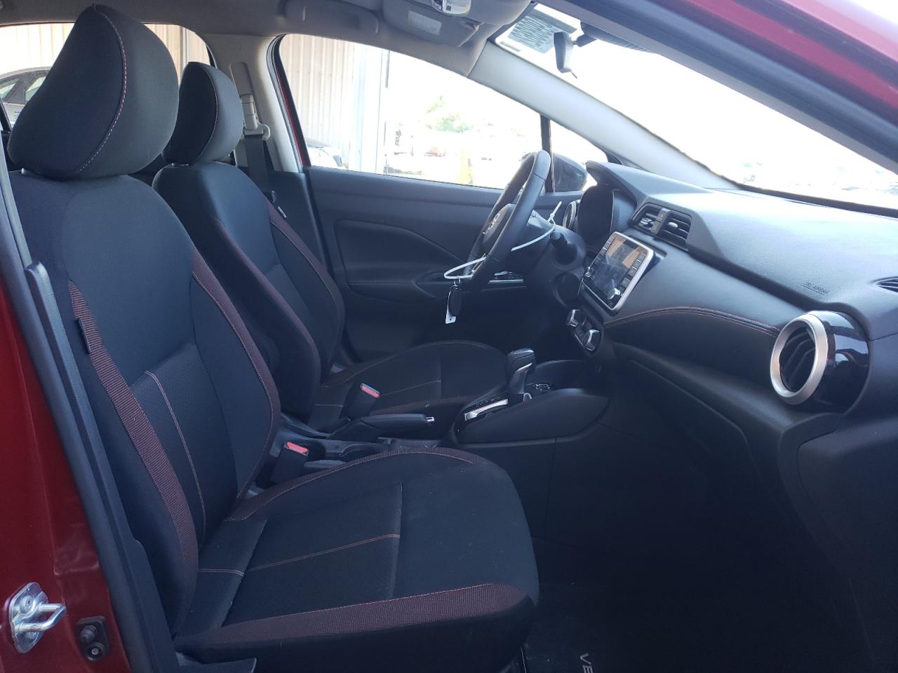 Photo 5 from auction – 2020 NISSAN VERSA SR with VIN 3N1CN8FV2LL844261