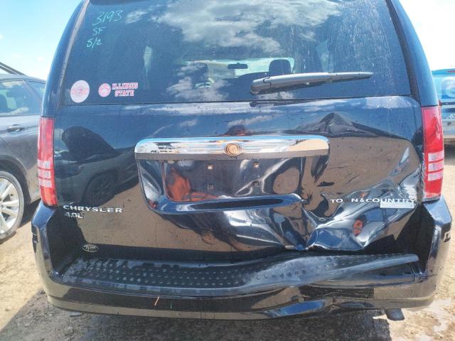Photo 9 from auction – 2010 CHRYSLER TOWN & COU with VIN 2A4RR5DX1AR149696