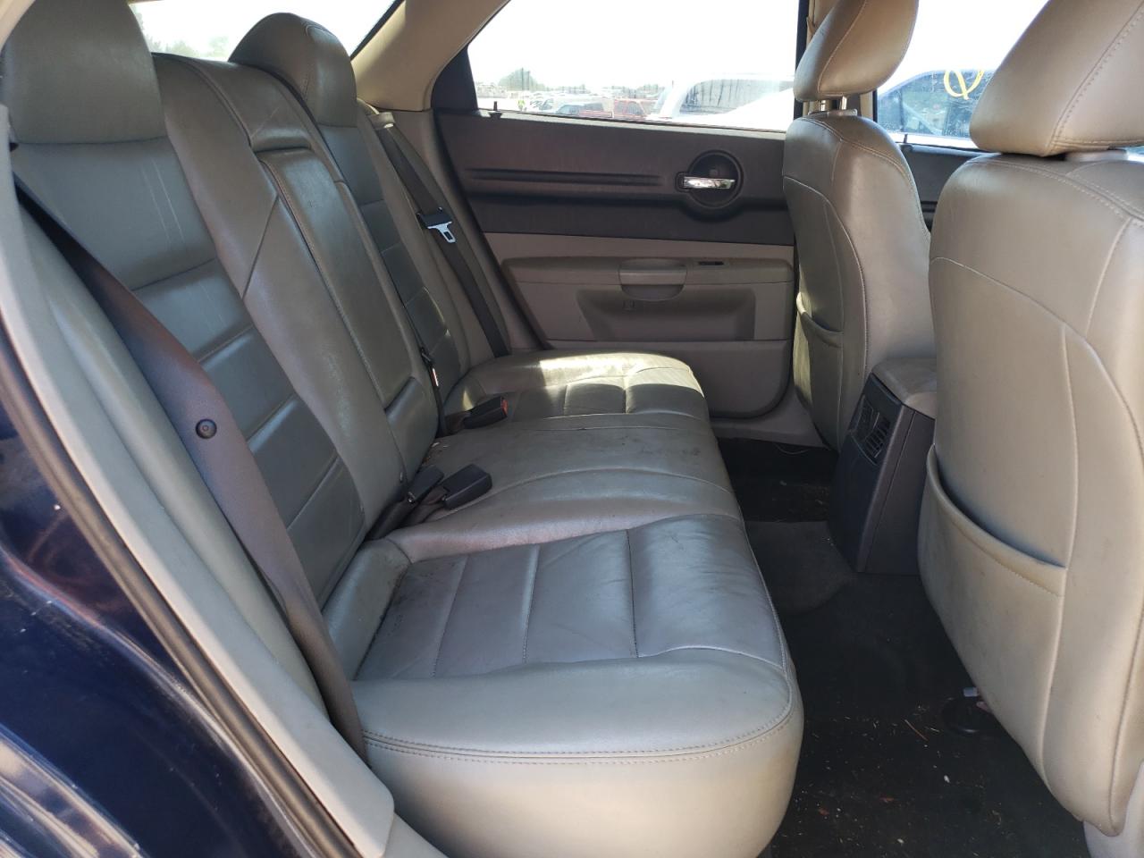 Photo 6 from auction – 2007 DODGE MAGNUM SXT with VIN 2D4FV47V07H831575