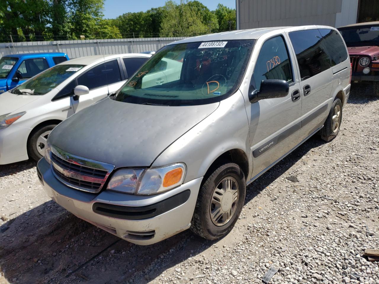 Photo 2 from auction – 2004 CHEVROLET VENTURE with VIN 1GNDX03E04D250185