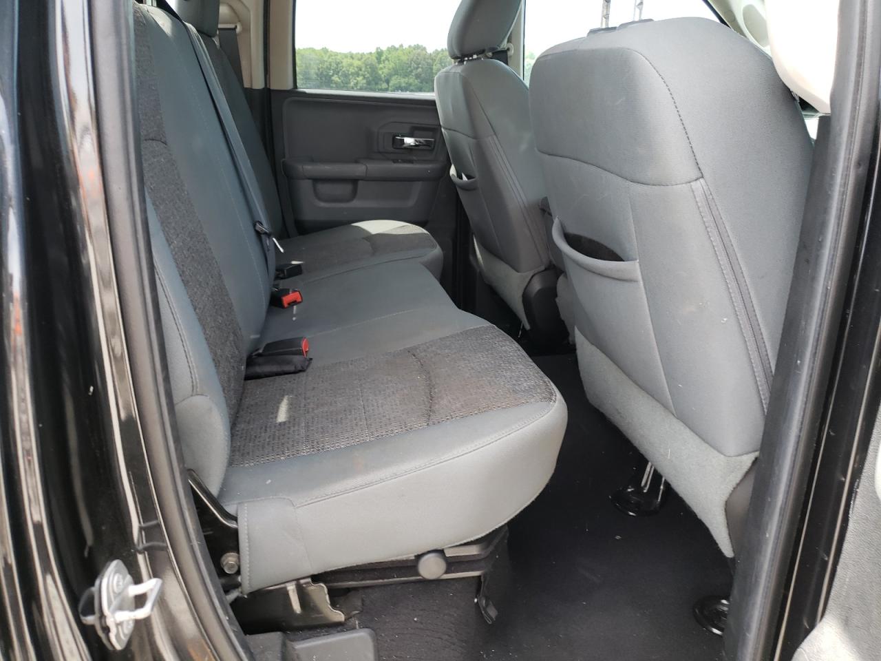 Photo 6 from auction – 2016 RAM 1500 SLT with VIN 1C6RR6GT7GS269179