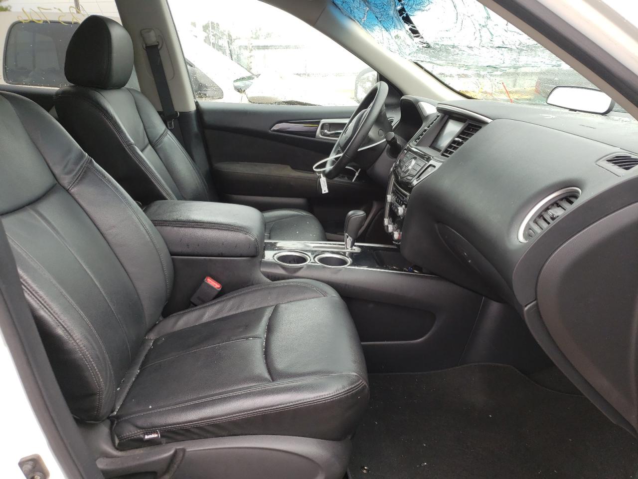 Photo 5 from auction – 2013 NISSAN PATHFINDER with VIN 5N1AR2MN3DC628596