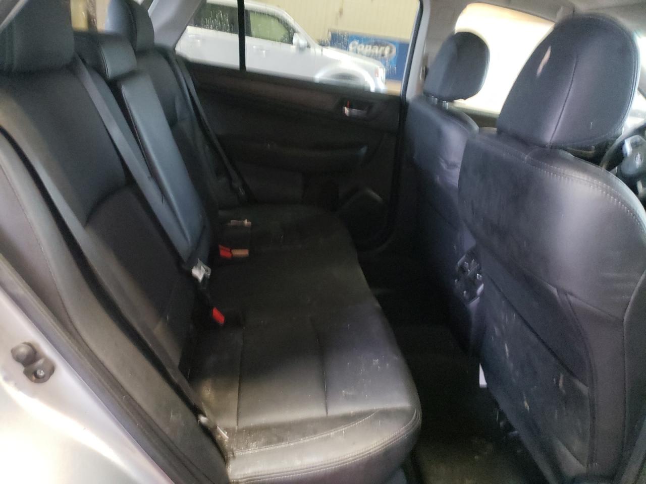Photo 6 from auction – 2015 SUBARU OUTBACK 2. with VIN 4S4BSALC4F3303106