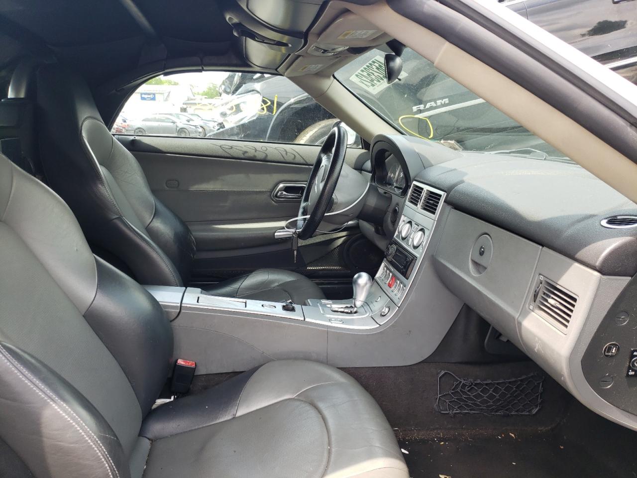 Photo 5 from auction – 2005 CHRYSLER CROSSFIRE with VIN 1C3AN65L95X031729