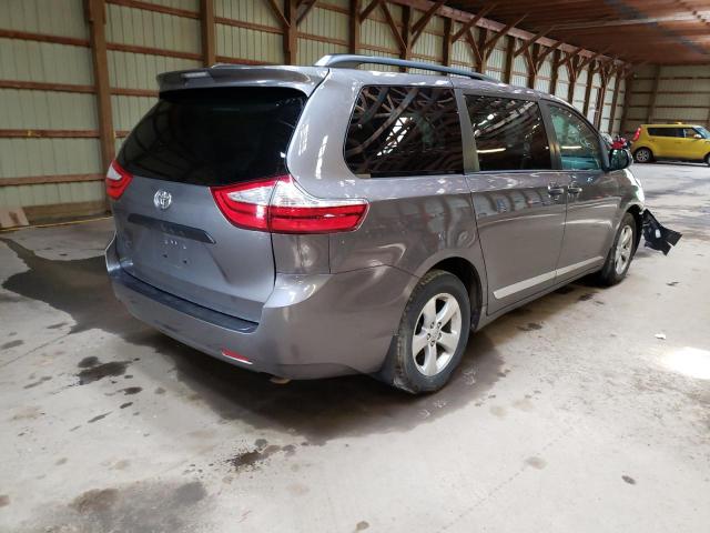 Photo 4 from auction – 2017 TOYOTA SIENNA with VIN 5TDZZ3DC8HS879100
