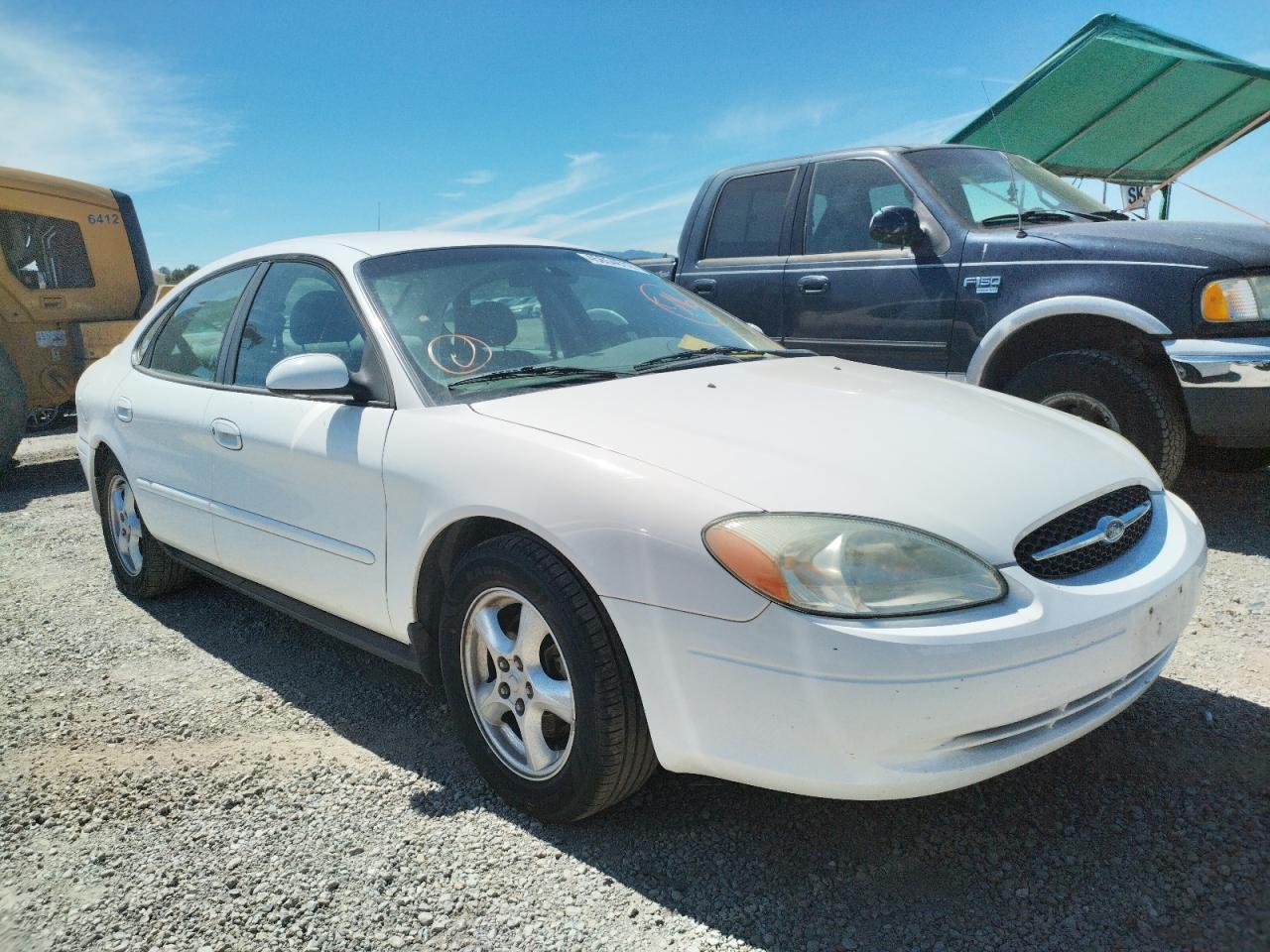 FORD TAURUS SES 2002 with VIN 1FAFP55262G226539 - Photo from auction