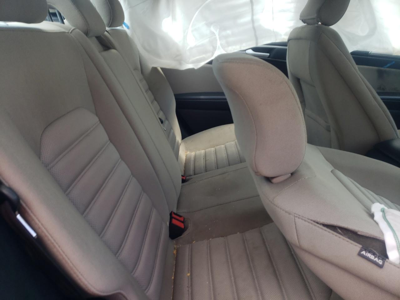 Photo 6 from auction – 2017 FORD FUSION S with VIN 3FA6P0G78HR151209