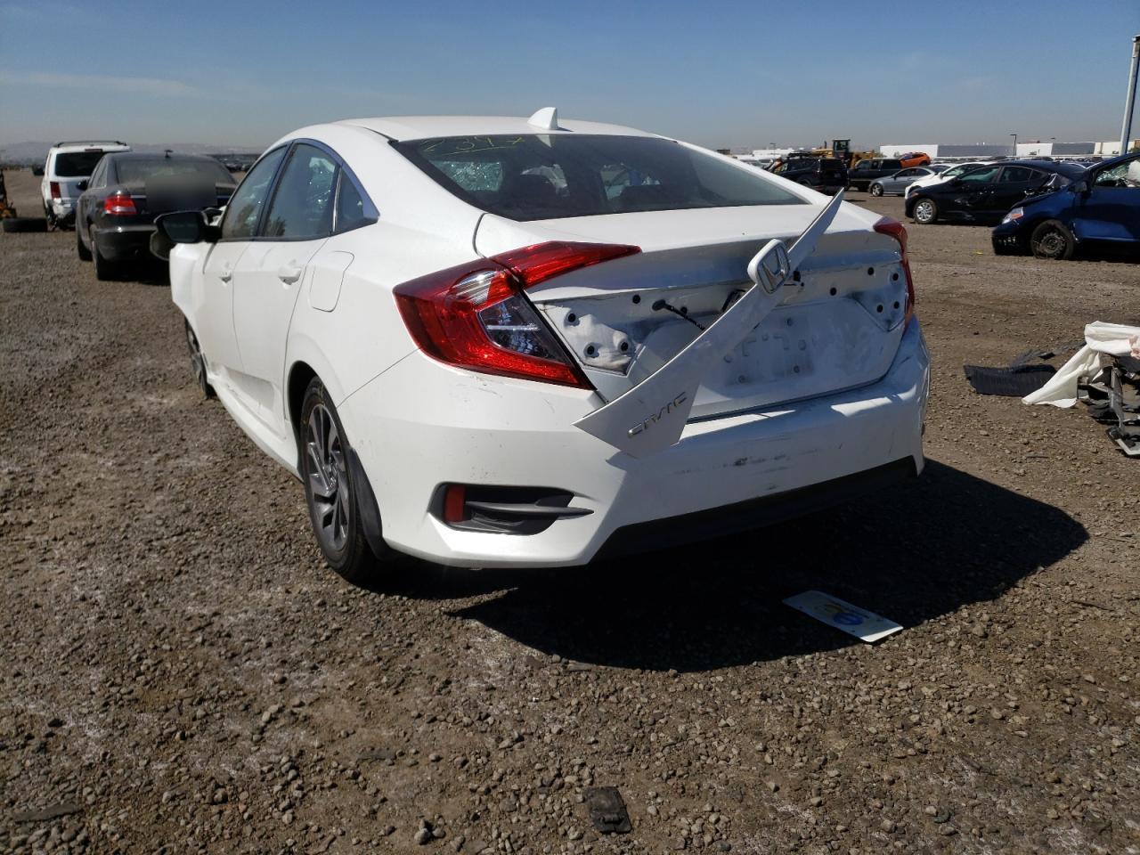 Photo 3 from auction – 2017 HONDA CIVIC EX with VIN 2HGFC2F77HH542397