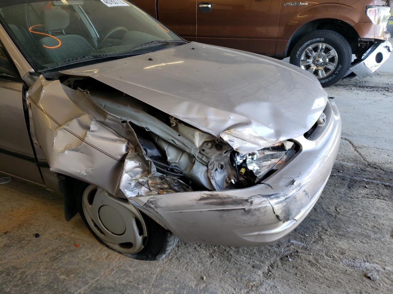 Photo 9 from auction – 2000 TOYOTA COROLLA VE with VIN 2T1BR12E6YC323810