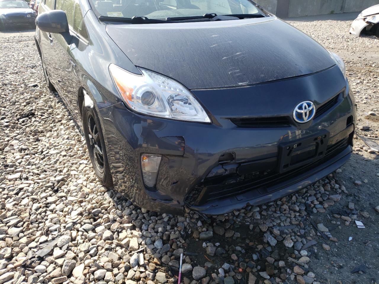 Photo 9 from auction – 2015 TOYOTA PRIUS with VIN JTDKN3DU5F1886277