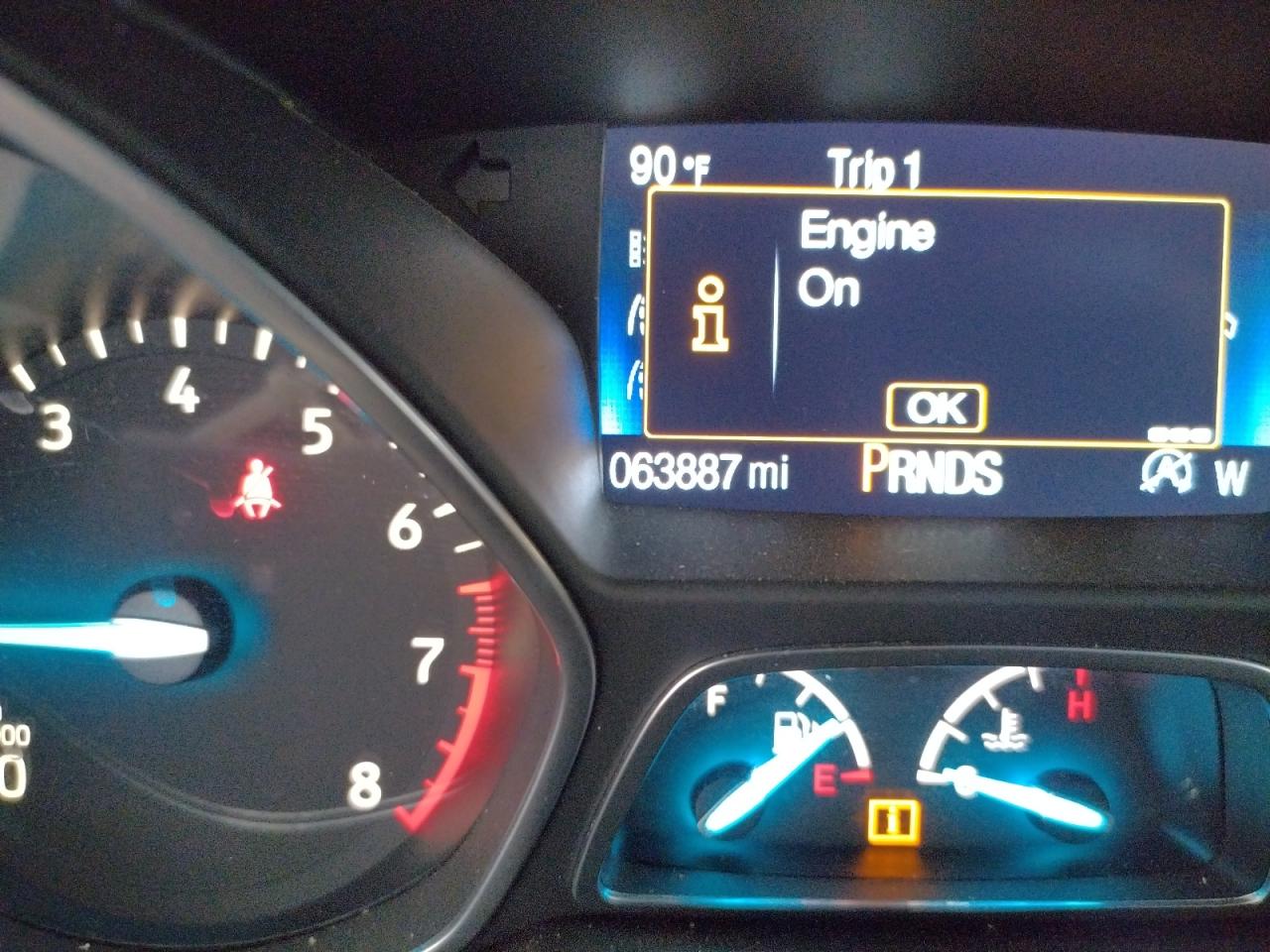 Photo 8 from auction – 2017 FORD ESCAPE SE with VIN 1FMCU0GD8HUC80759