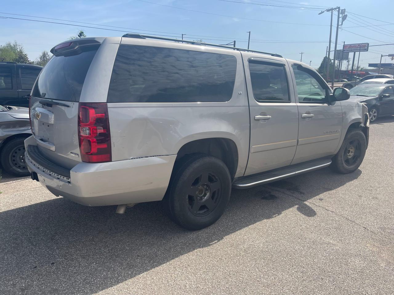 Photo 4 from auction – 2007 CHEVROLET SUBURBAN C with VIN 1GNFC16087J339552