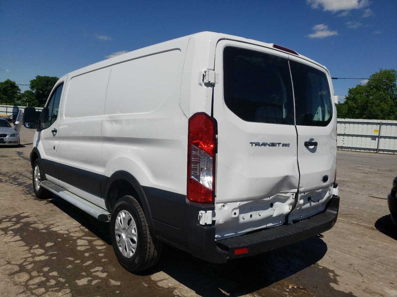 Photo 3 from auction – 2019 FORD TRANSIT T- with VIN 1FTYR1YM4KKB00941