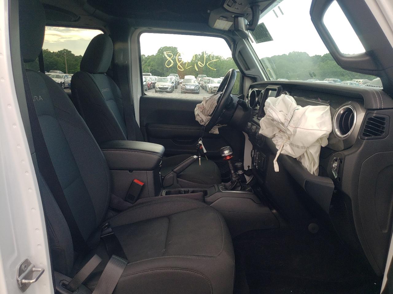 Photo 5 from auction – 2019 JEEP WRANGLER with VIN 1C4HJXEG2KW575960