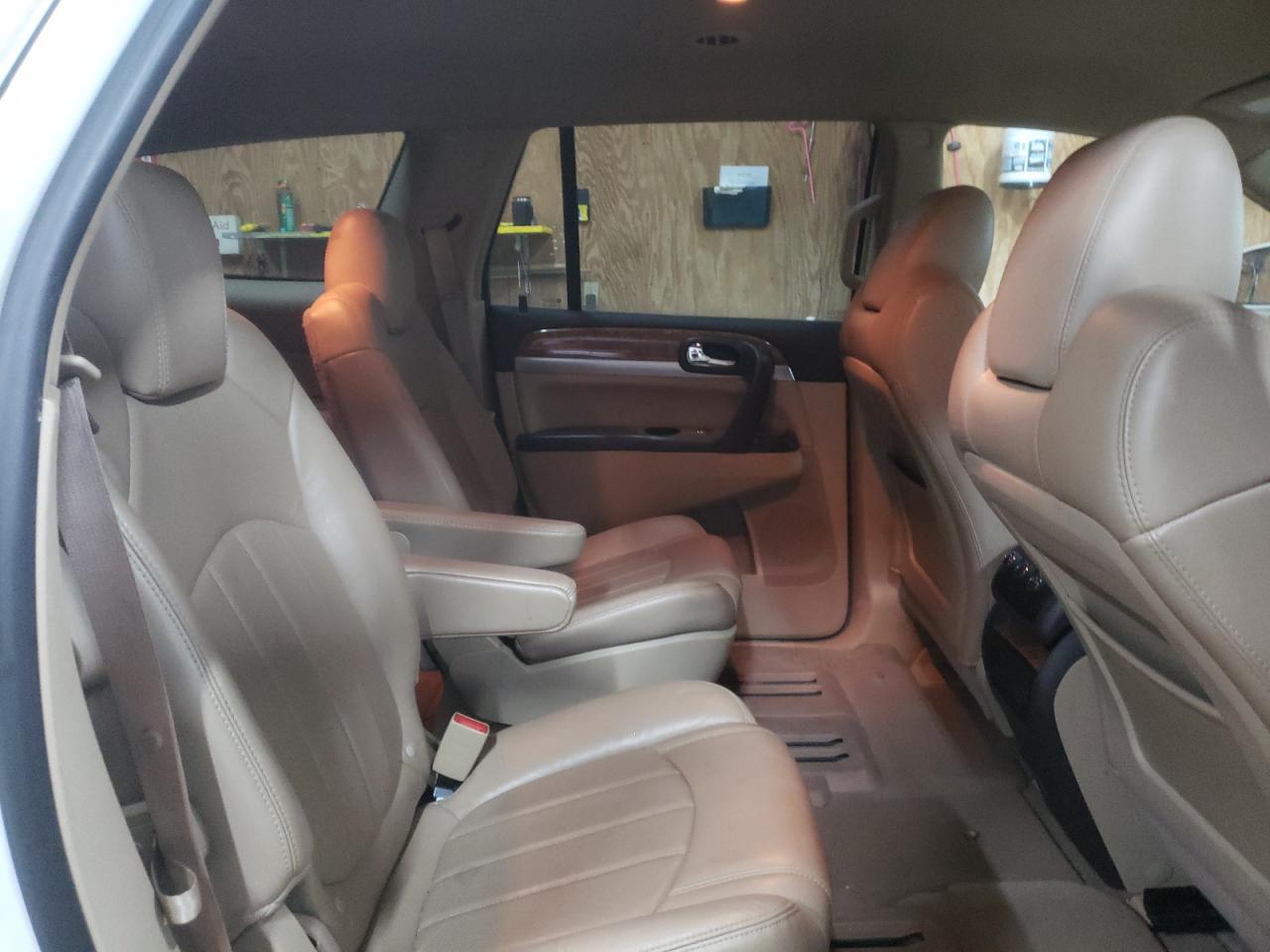 Photo 6 from auction – 2010 BUICK ENCLAVE CX with VIN 5GALVBED3AJ192615