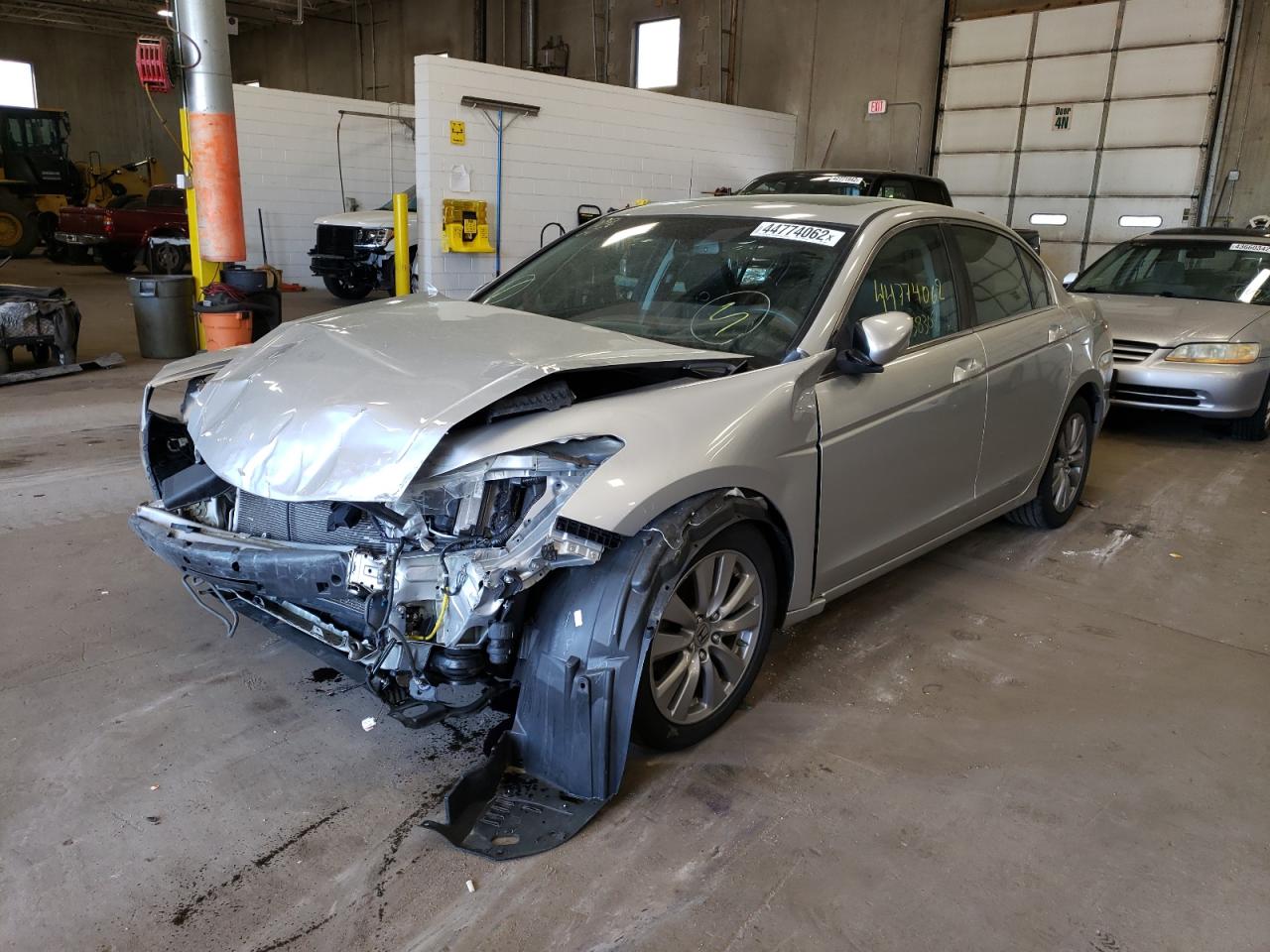 Photo 2 from auction – 2012 HONDA ACCORD EXL with VIN 1HGCP2F87CA183835