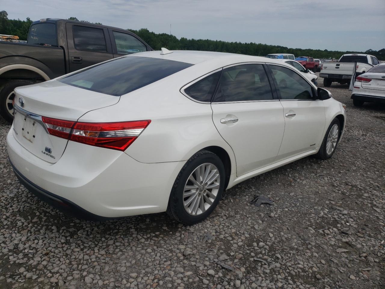Photo 4 from auction – 2013 TOYOTA AVALON HYB with VIN 4T1BD1EB3DU004339