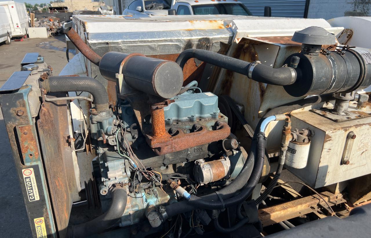 Photo 6 from auction – 2006 ISUZU NPR with VIN JALB4B16467023386