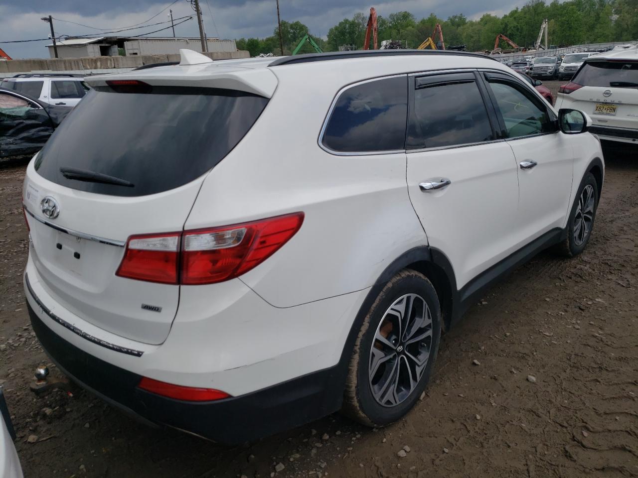 Photo 4 from auction – 2016 HYUNDAI SANTA FE S with VIN KM8SMDHF3GU149837