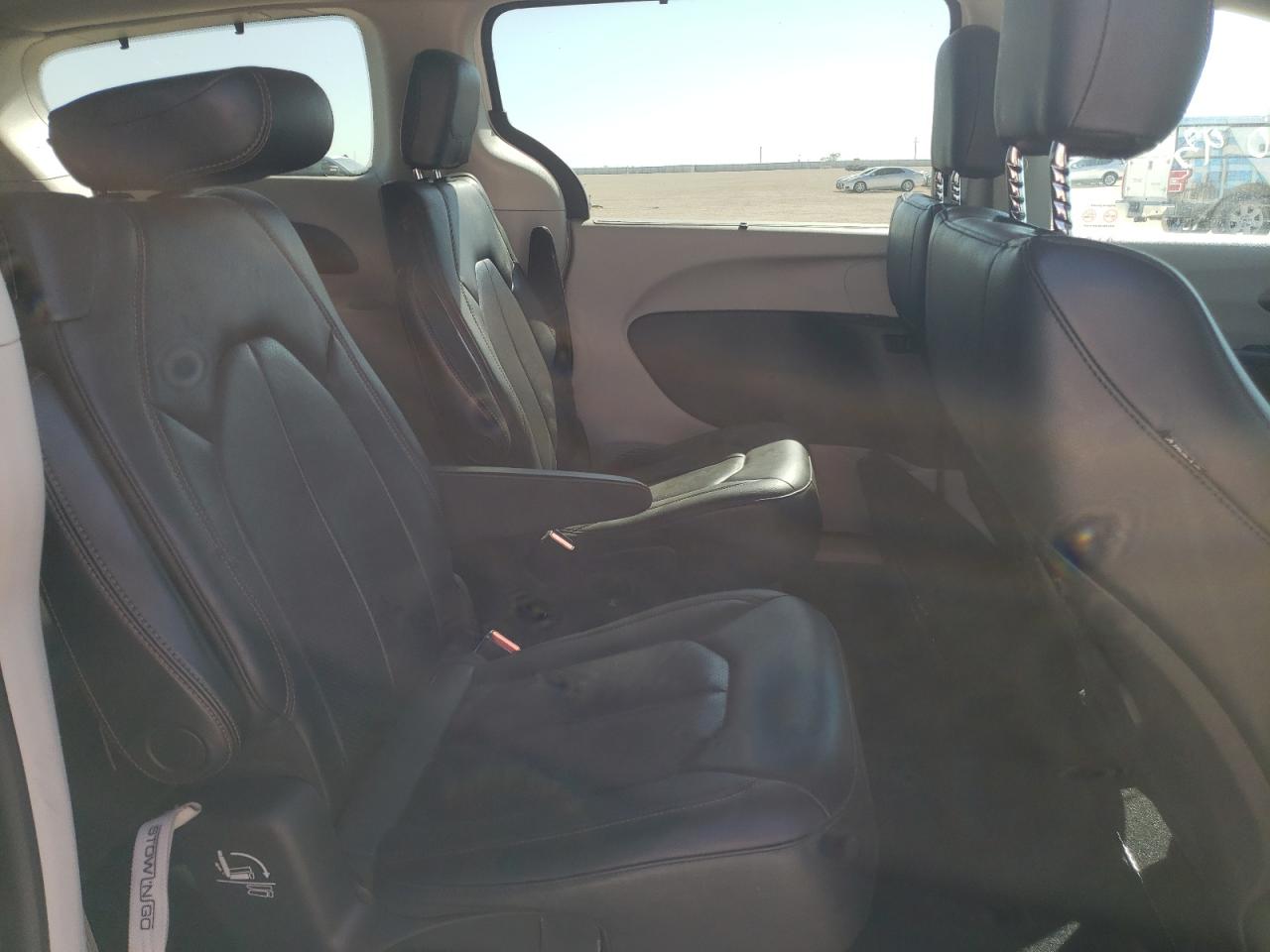Photo 6 from auction – 2019 CHRYSLER PACIFICA T with VIN 2C4RC1BG8KR625575