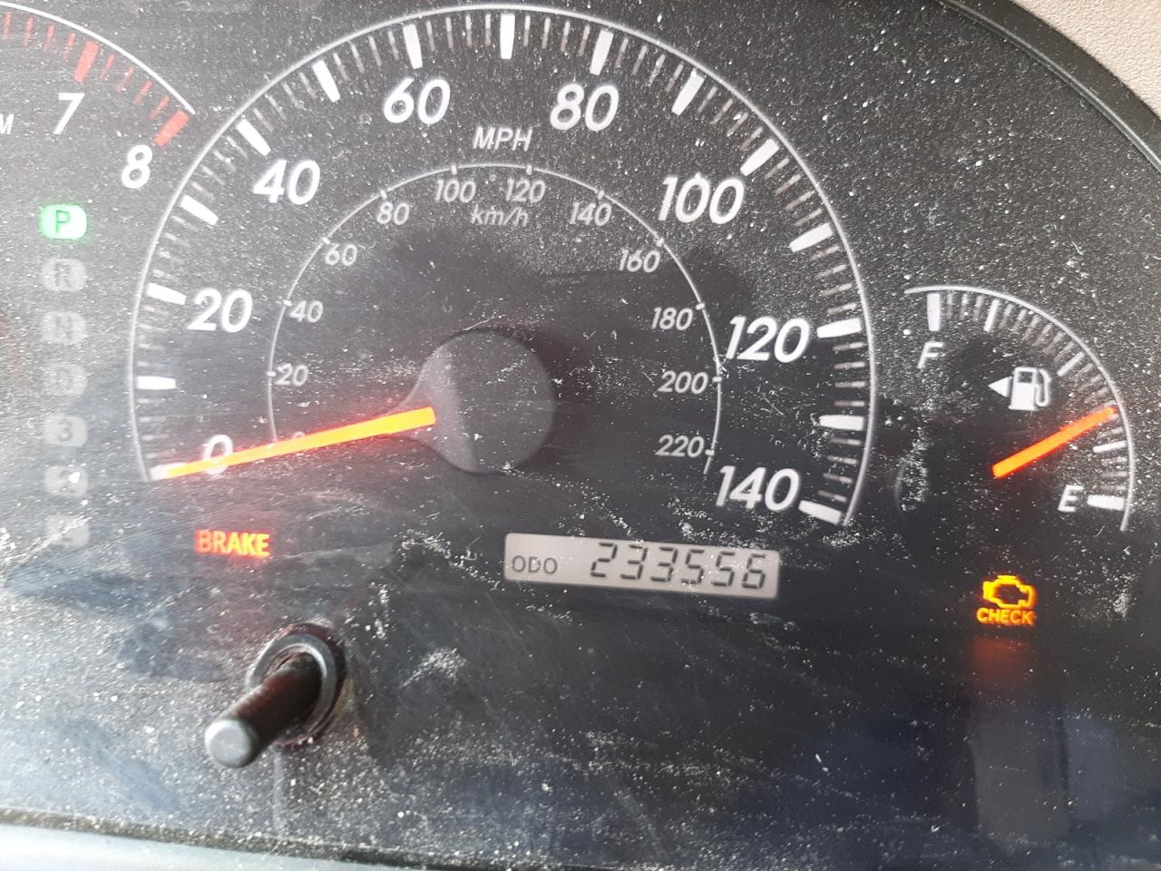 Photo 8 from auction – 2005 TOYOTA CAMRY LE with VIN 4T1BF30K65U591845