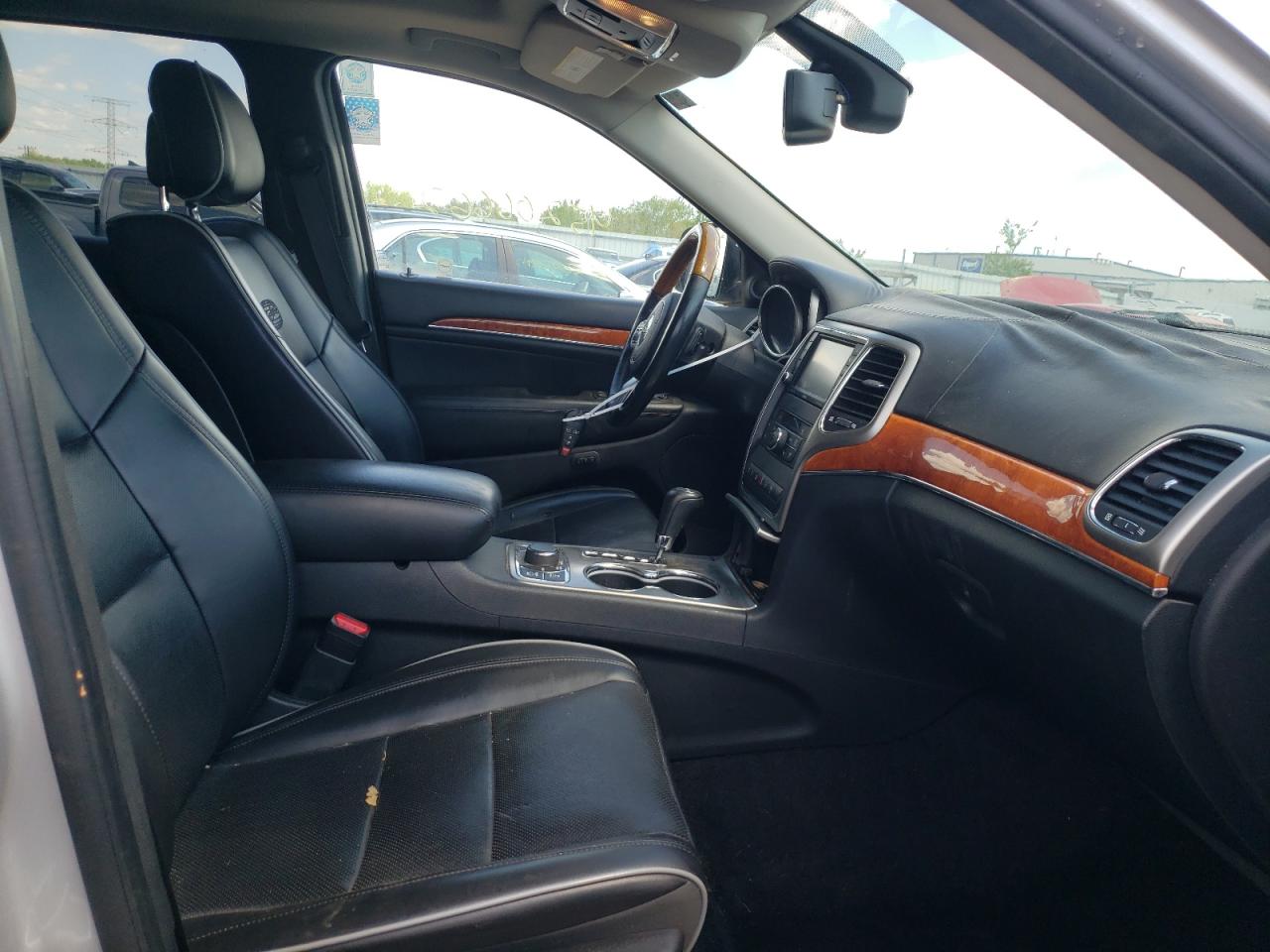 Photo 5 from auction – 2011 JEEP GRAND CHER with VIN 1J4RR6GT3BC560218
