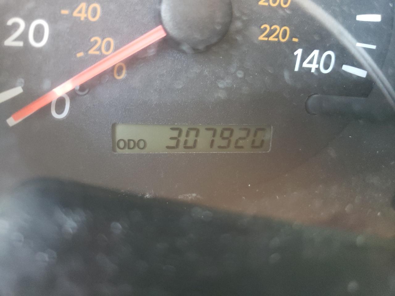 Photo 8 from auction – 2005 TOYOTA HIGHLANDER with VIN JTEEP21A250068307
