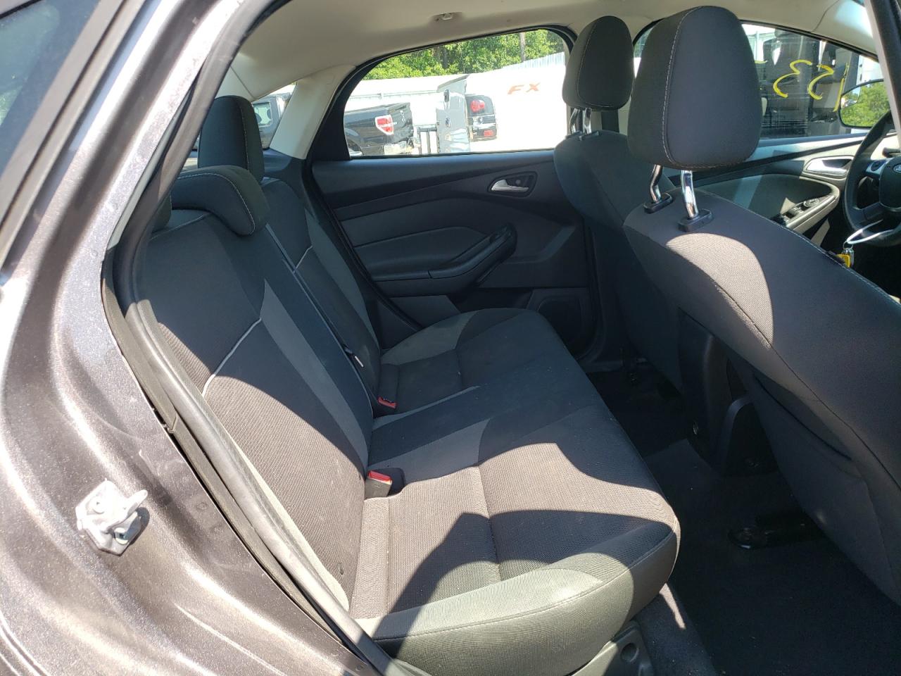 Photo 6 from auction – 2012 FORD FOCUS SE with VIN 1FAHP3F26CL223726