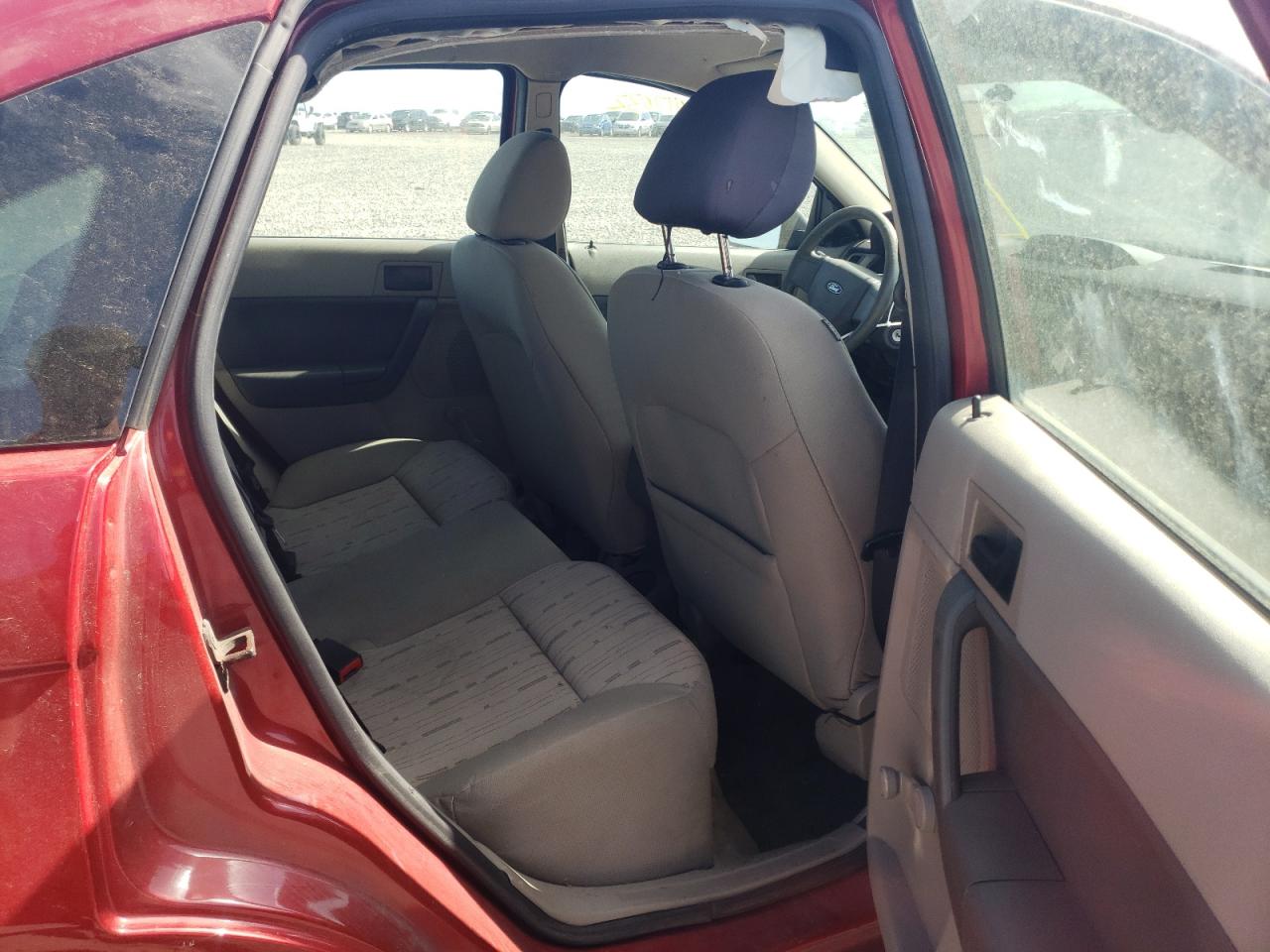 Photo 6 from auction – 2010 FORD FOCUS S with VIN 1FAHP3EN1AW112735