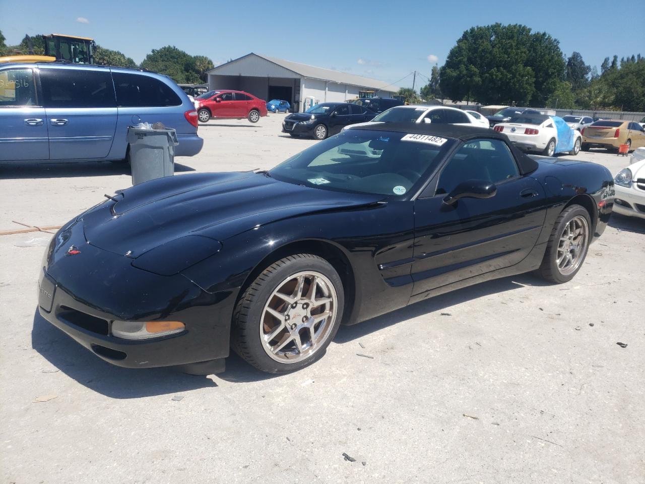 Photo 2 from auction – 1998 CHEVROLET CORVETTE with VIN 1G1YY32GXW5122389