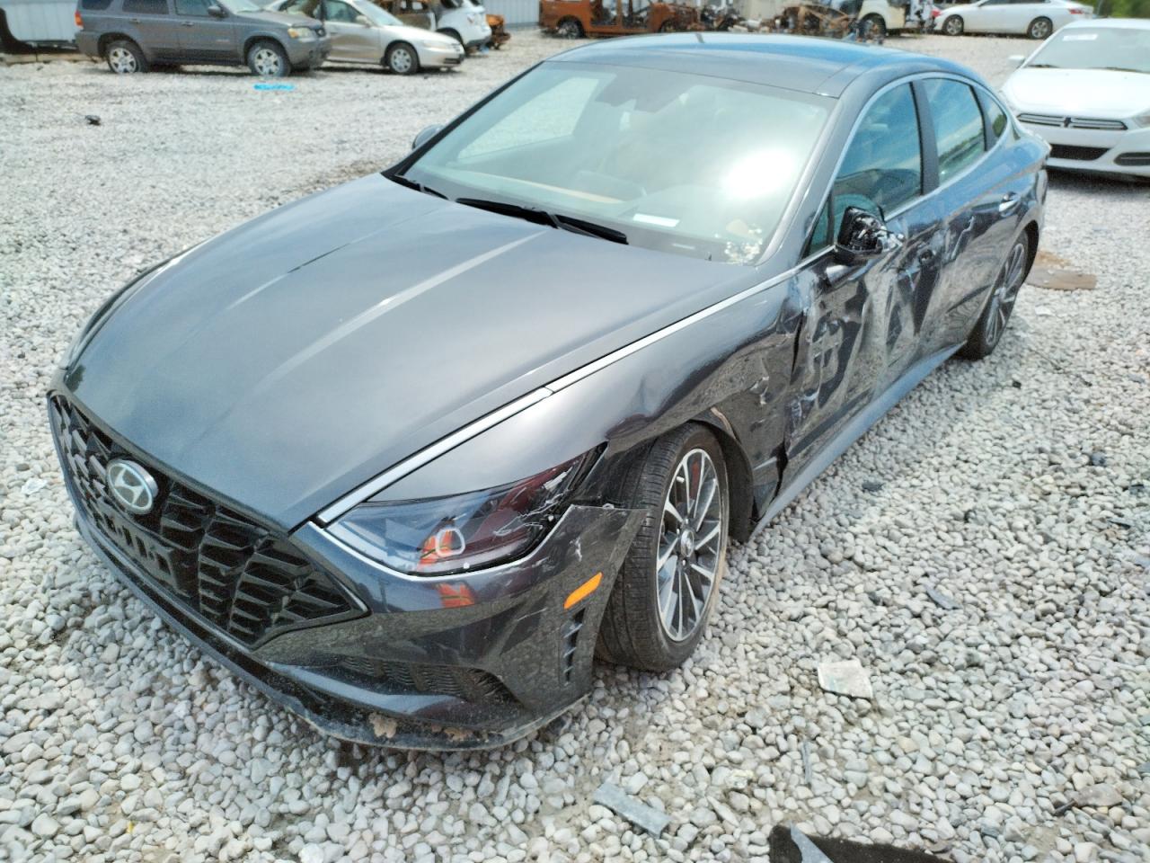 Photo 2 from auction – 2017 CHEVROLET IMPALA LT with VIN 2G1105S35H9196875