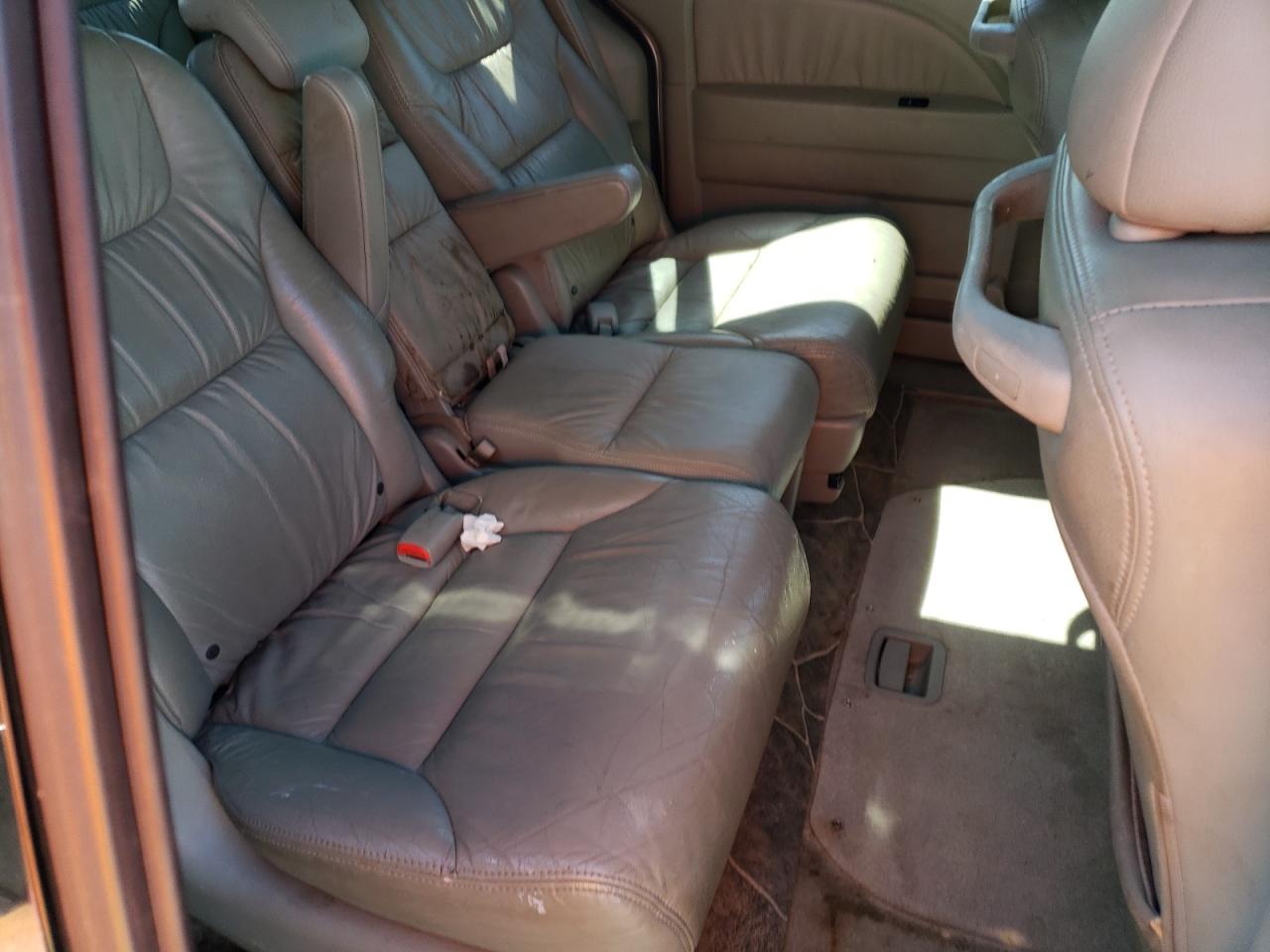 Photo 6 from auction – 2010 HONDA ODYSSEY EX with VIN 5FNRL3H65AB003018