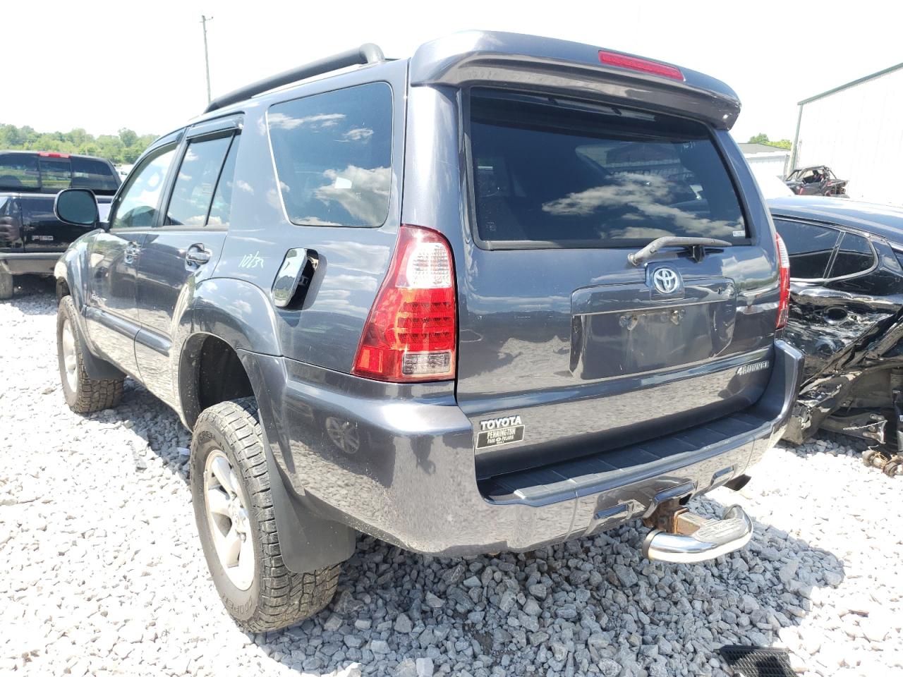 Photo 3 from auction – 2006 TOYOTA 4RUNNER SR with VIN JTEBU14R768055966