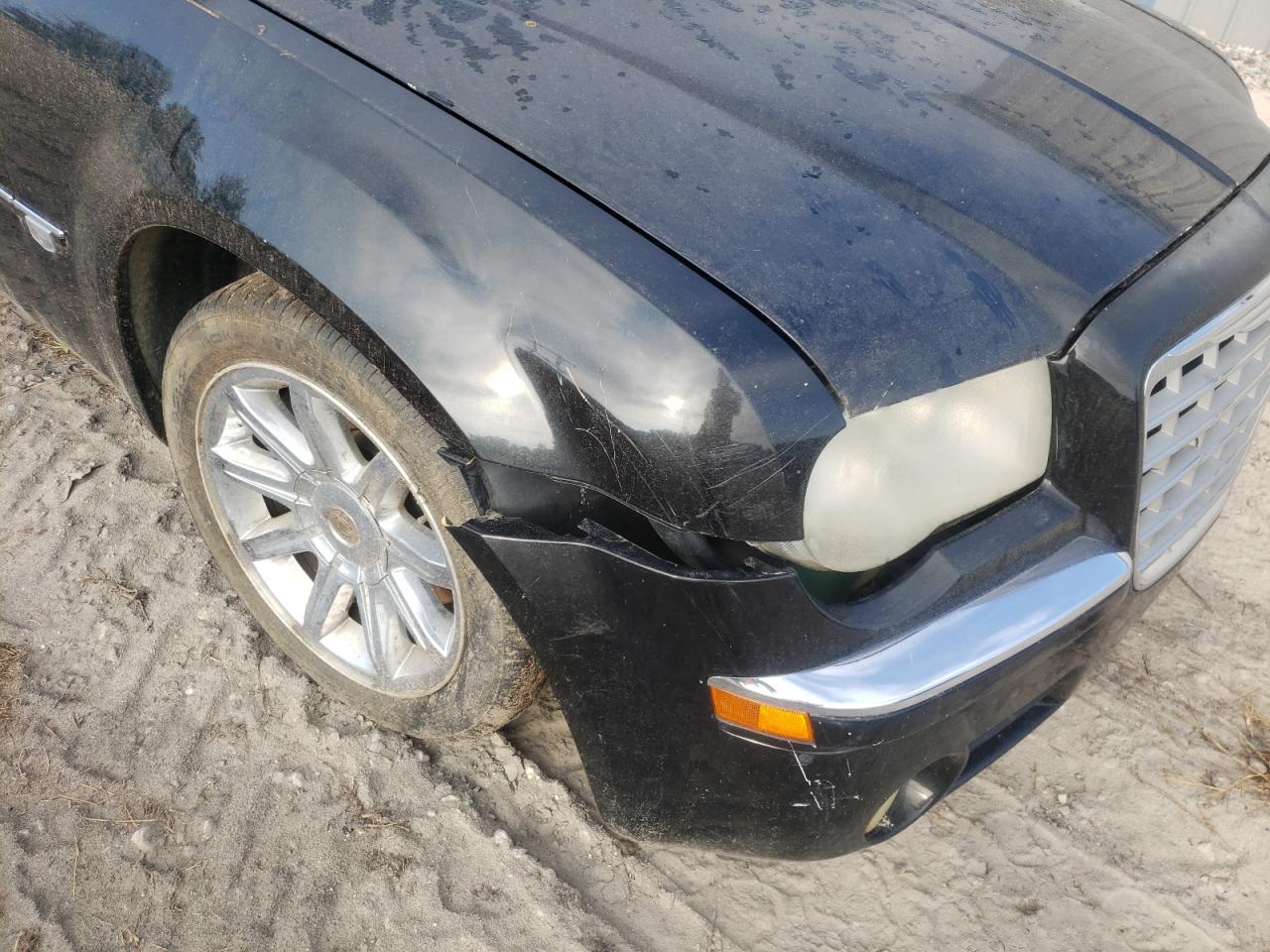 Photo 9 from auction – 2005 CHRYSLER 300C with VIN 2C3JA63H45H524698