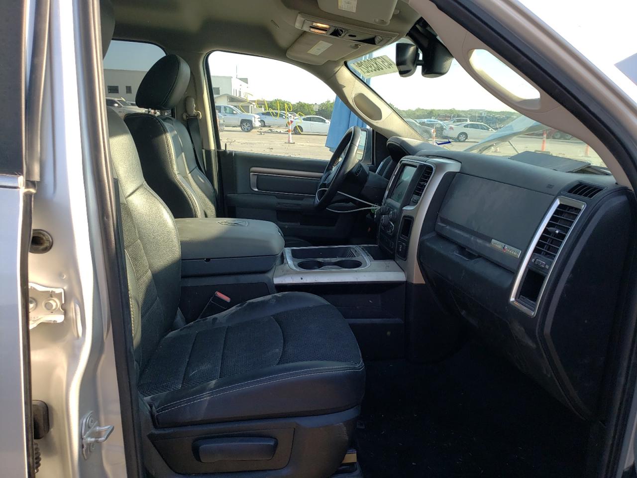 Photo 5 from auction – 2018 RAM 1500 SLT with VIN 1C6RR7LT2JS241860