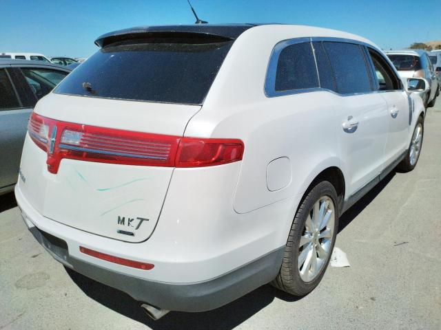 Photo 4 from auction – 2011 LINCOLN MKT with VIN 2LMHJ5AT1BBJ50268