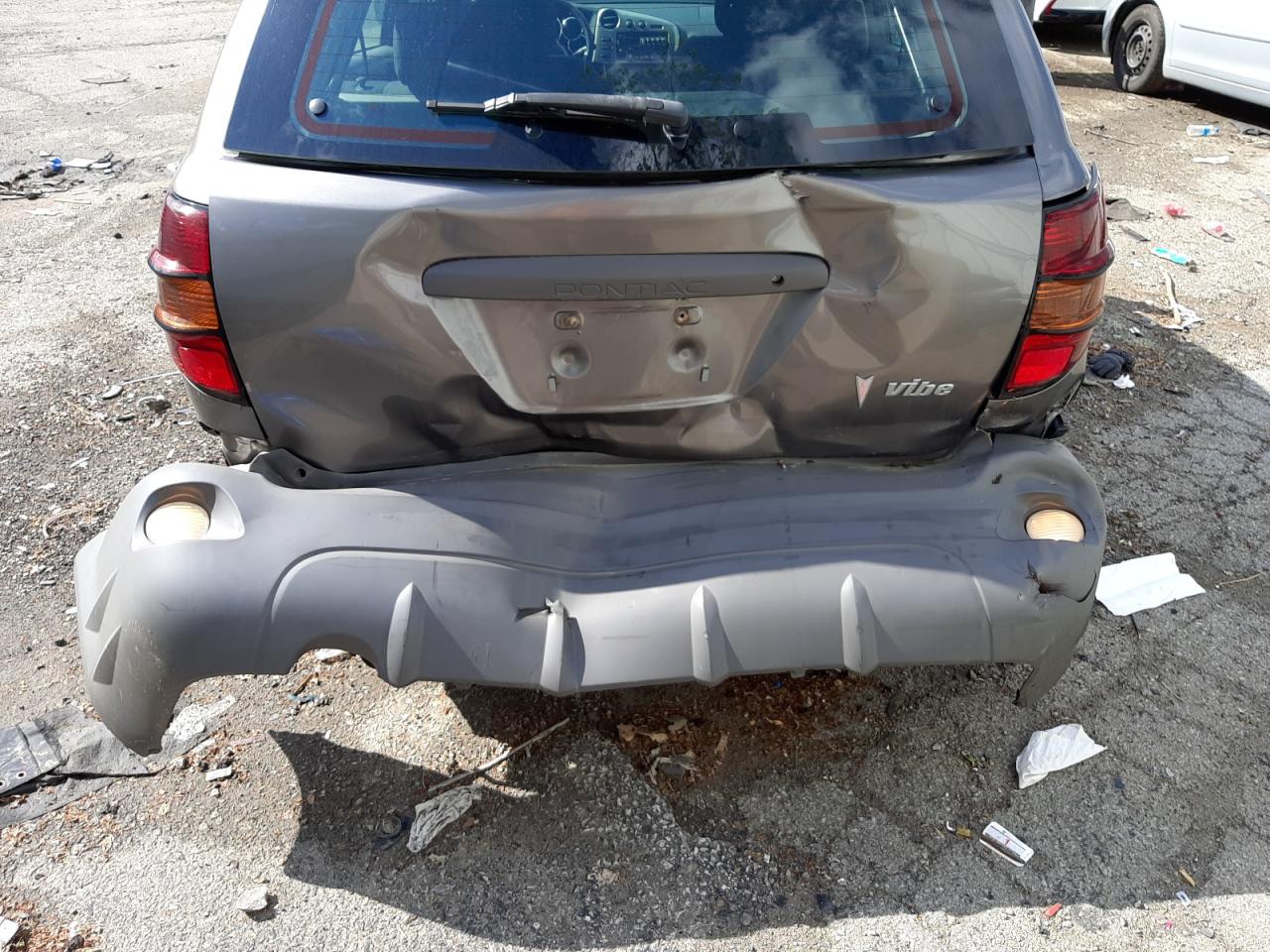 Photo 9 from auction – 2007 PONTIAC VIBE with VIN 5Y2SL658X7Z437124
