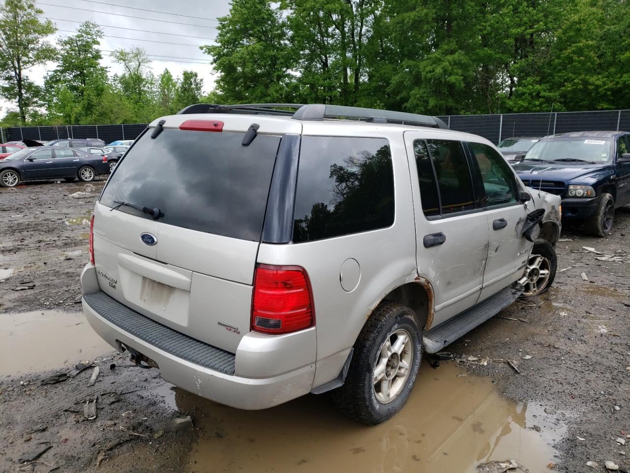 Photo 16 from auction – 2005 FORD EXPLORER X with VIN 1FMZU73K45ZA61500