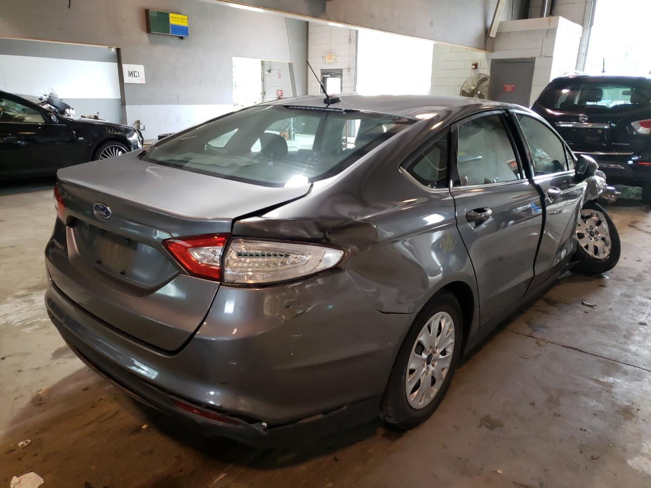 Photo 4 from auction – 2014 FORD FUSION S with VIN 1FA6P0G78E5383792
