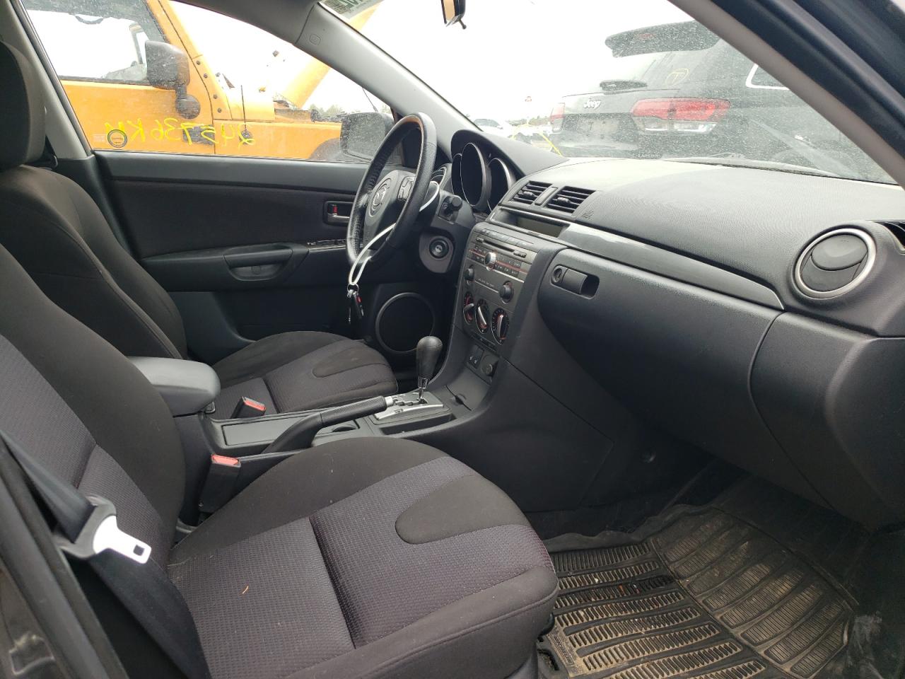 Photo 5 from auction – 2008 MAZDA 3 HATCHBAC with VIN JM1BK343681835583