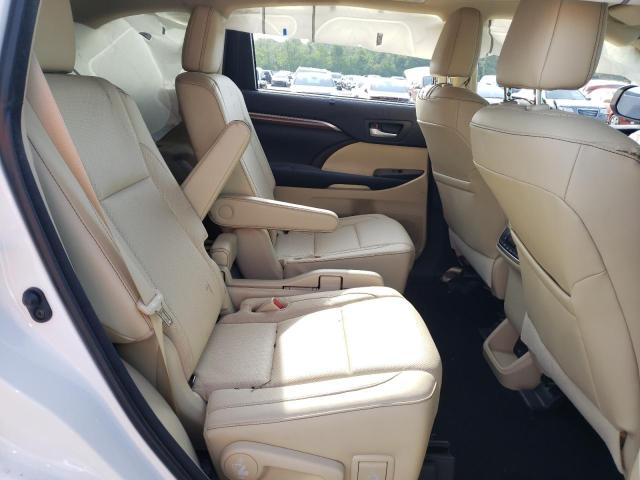 Photo 6 from auction – 2018 TOYOTA HIGHLANDER with VIN 5TDYZRFH1JS284229