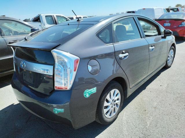 Photo 4 from auction – 2014 TOYOTA PRIUS PLUG with VIN JTDKN3DP2E3055235