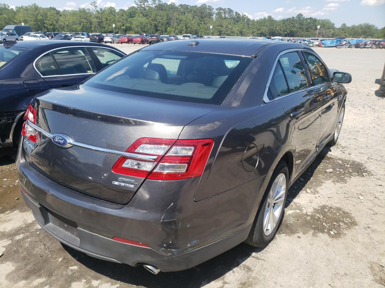 Photo 4 from auction – 2016 FORD TAURUS SEL with VIN 1FAHP2E81GG123077