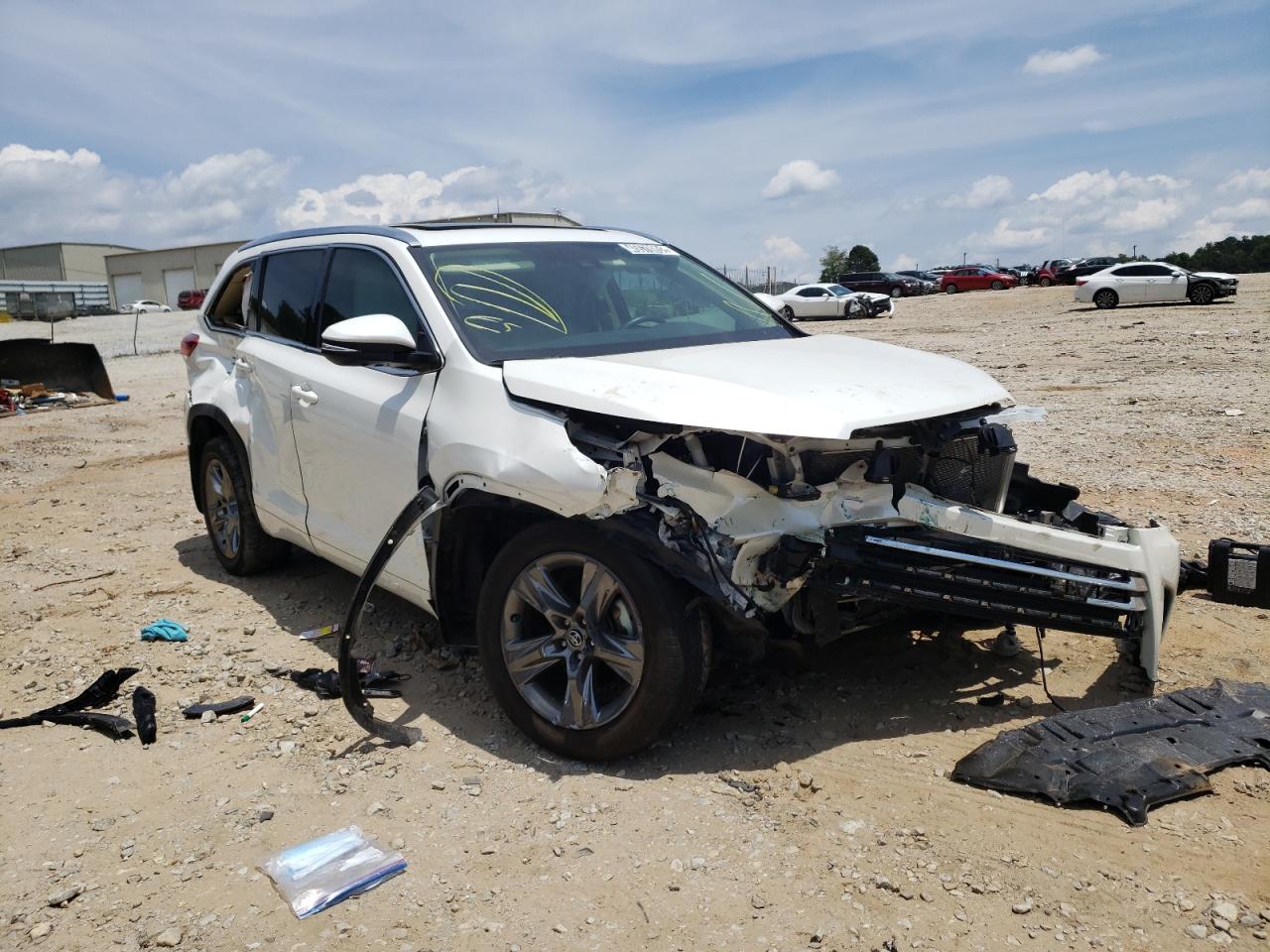 TOYOTA HIGHLANDER 2018 with VIN 5TDDZRFH9JS881417 - Photo from auction
