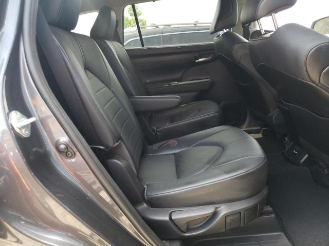 Фото 6 с аукциона – 2020 TOYOTA HIGHLANDER с VIN 5TDGZRAH4LS030892